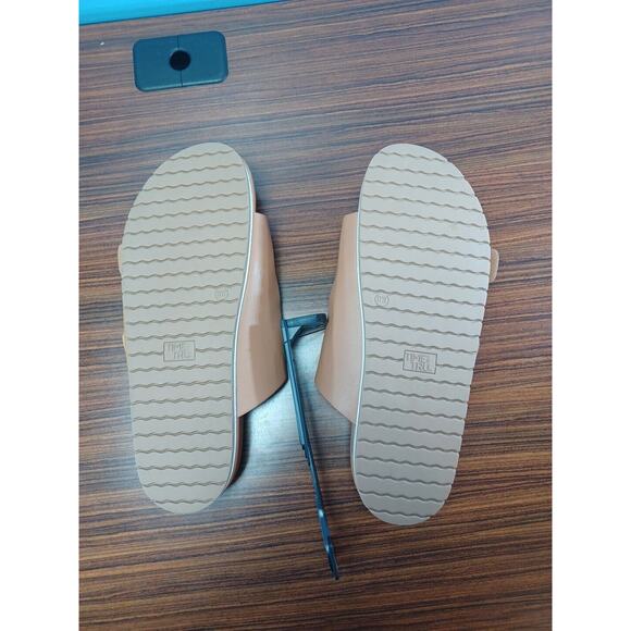 Beige Time and Tru Womens Dressy Footbed Adjustment Strap Slide Sandals Size 11W - Picture 4 of 5